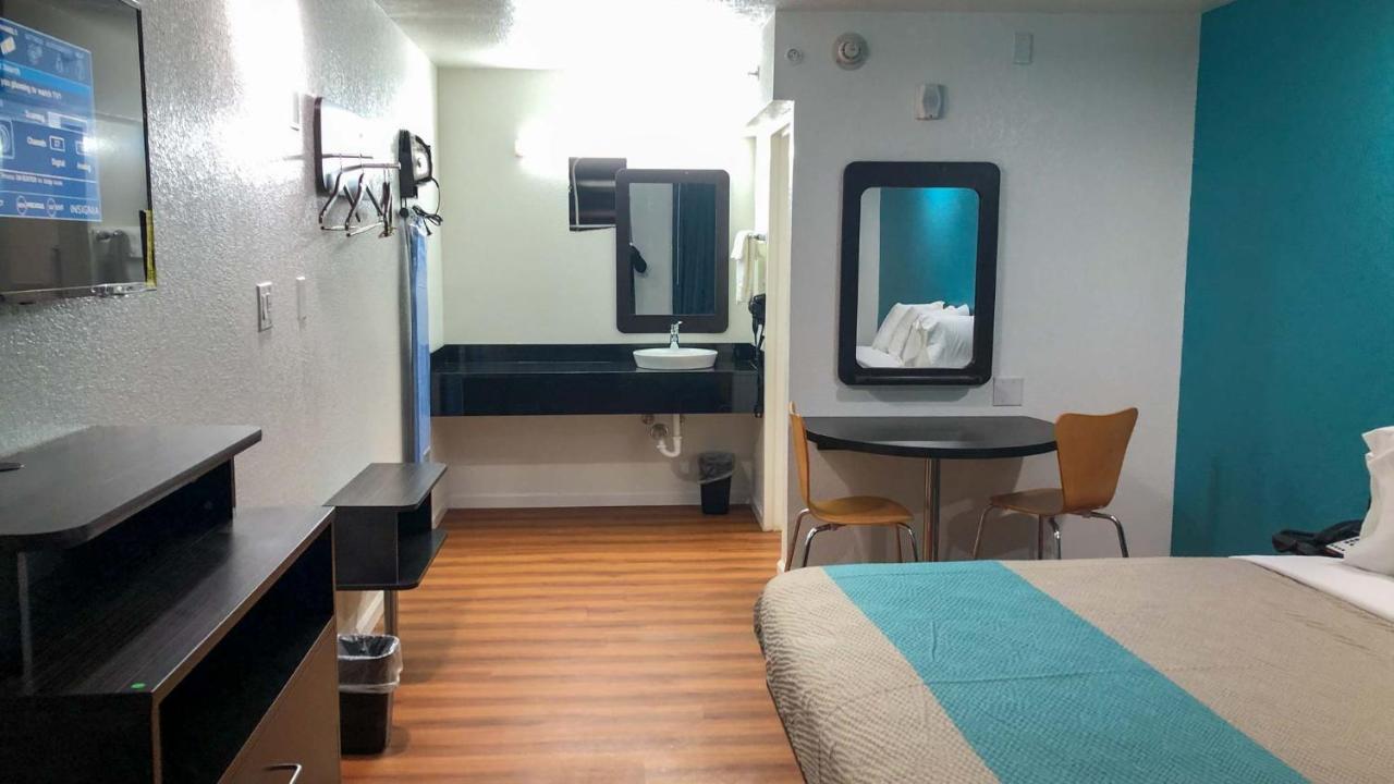 Motel 6-Temple, Tx Buitenkant foto